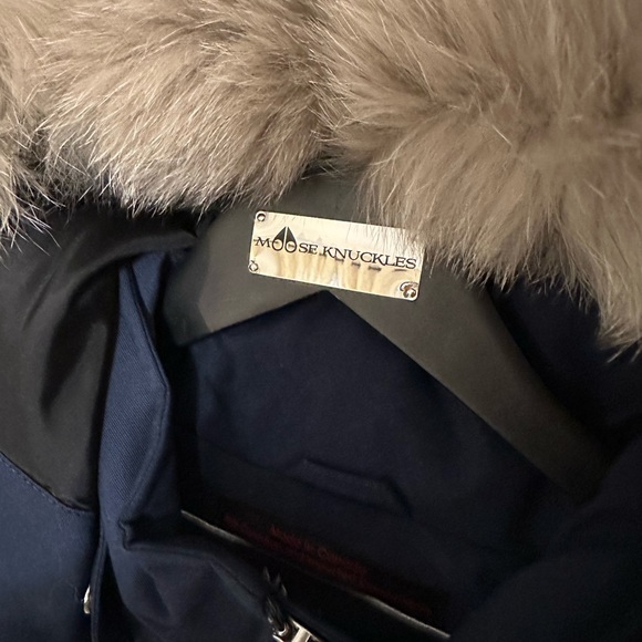 Brand New NAVY BLUE Moose Knuckles, Size: XL. - Picture 5 of 16